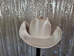 Chapeau borne photo Nièvre